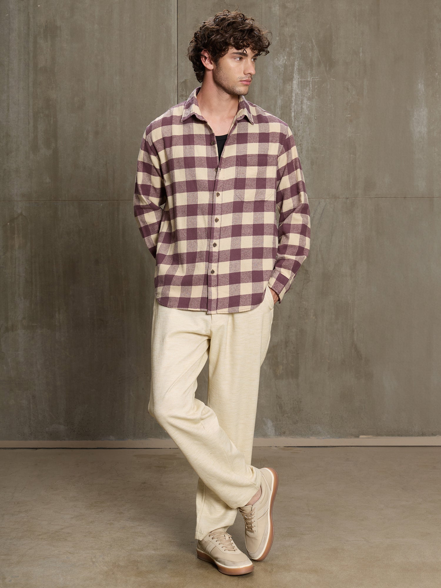 Men Burgundy Buffalo Check Full Sleeve Casual Shirt