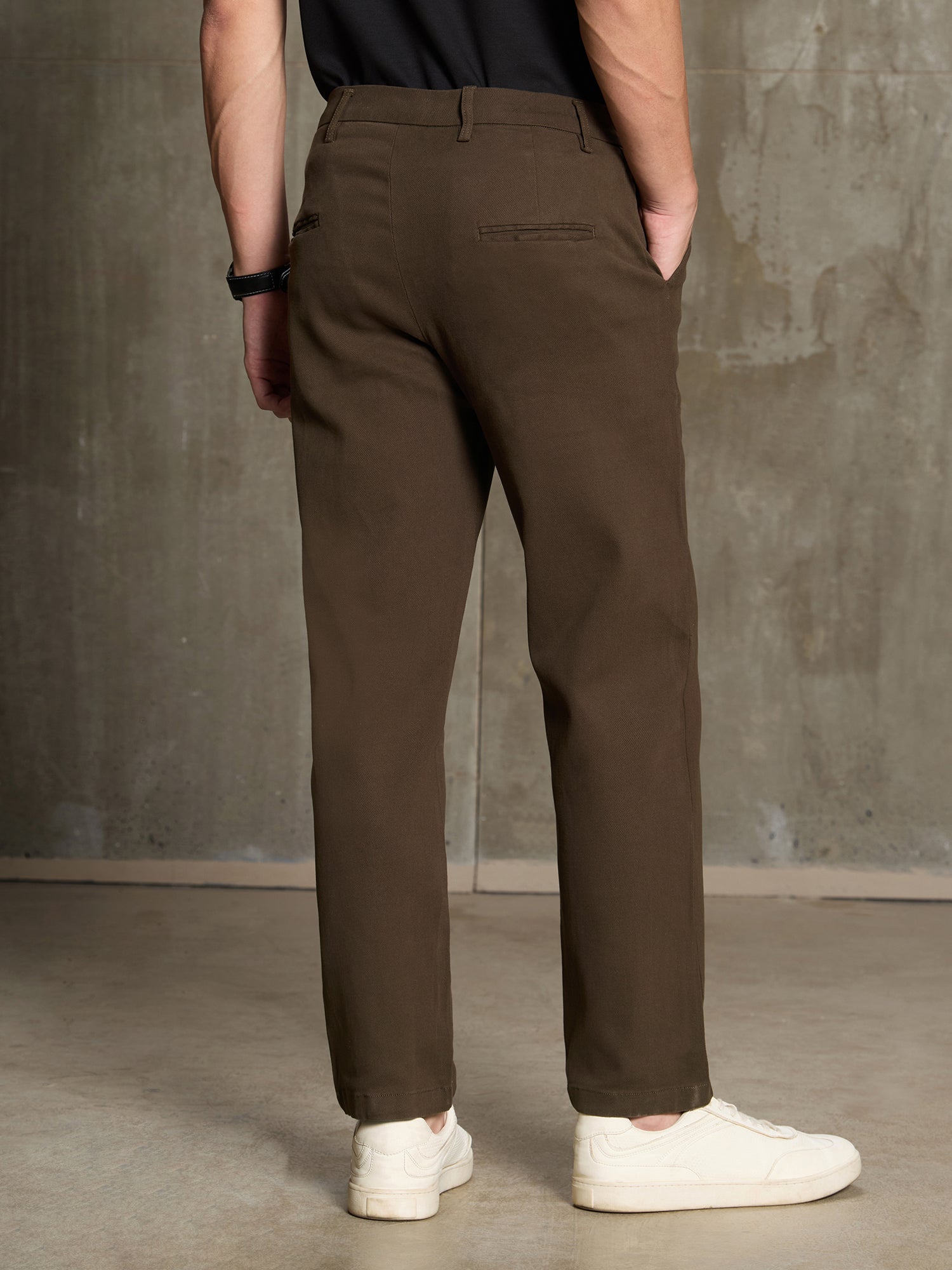 Men Brown Solid Regular Fit Casual Trousers