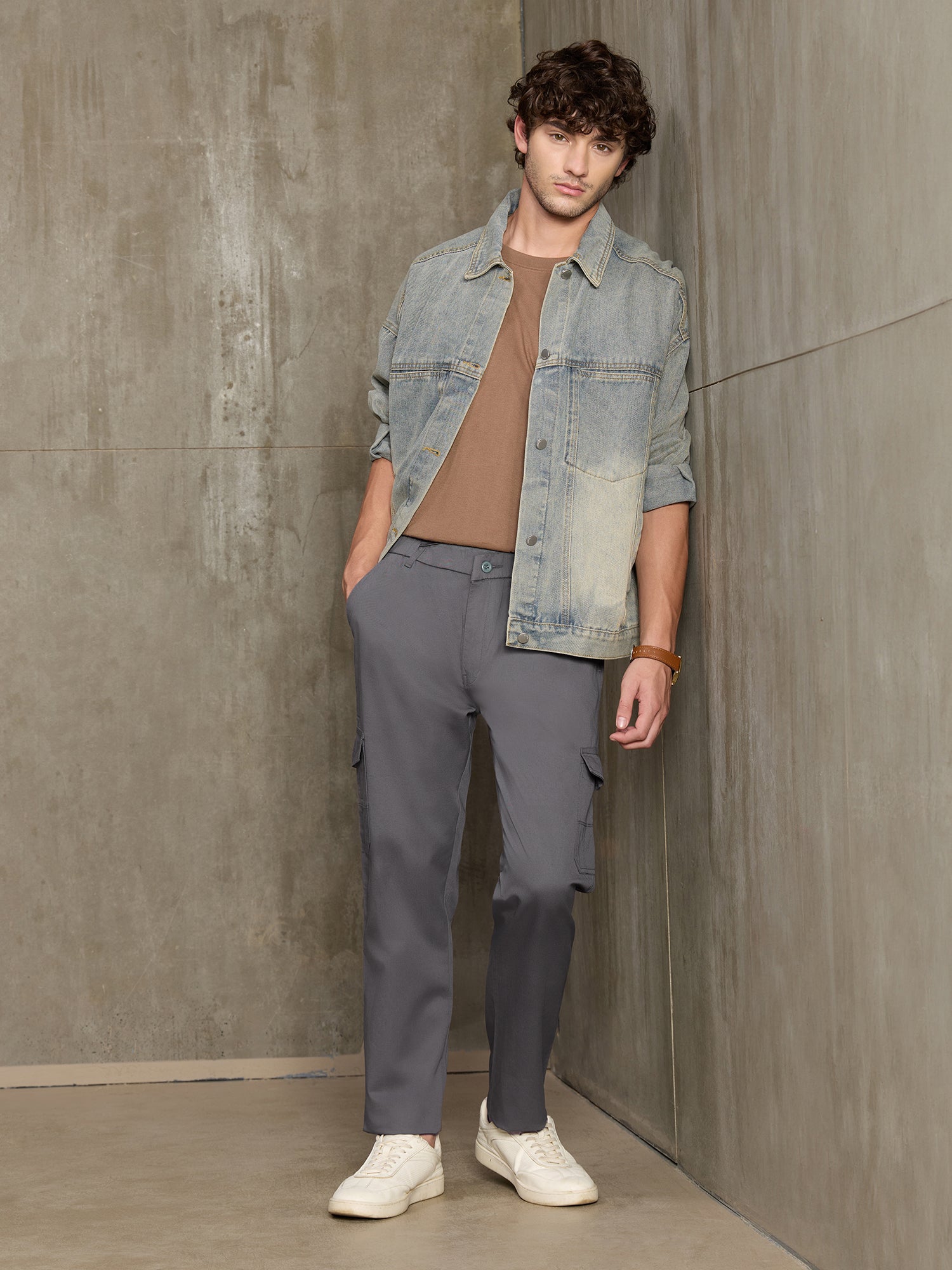 Men Grey Solid Regular Fit Casual Trousers