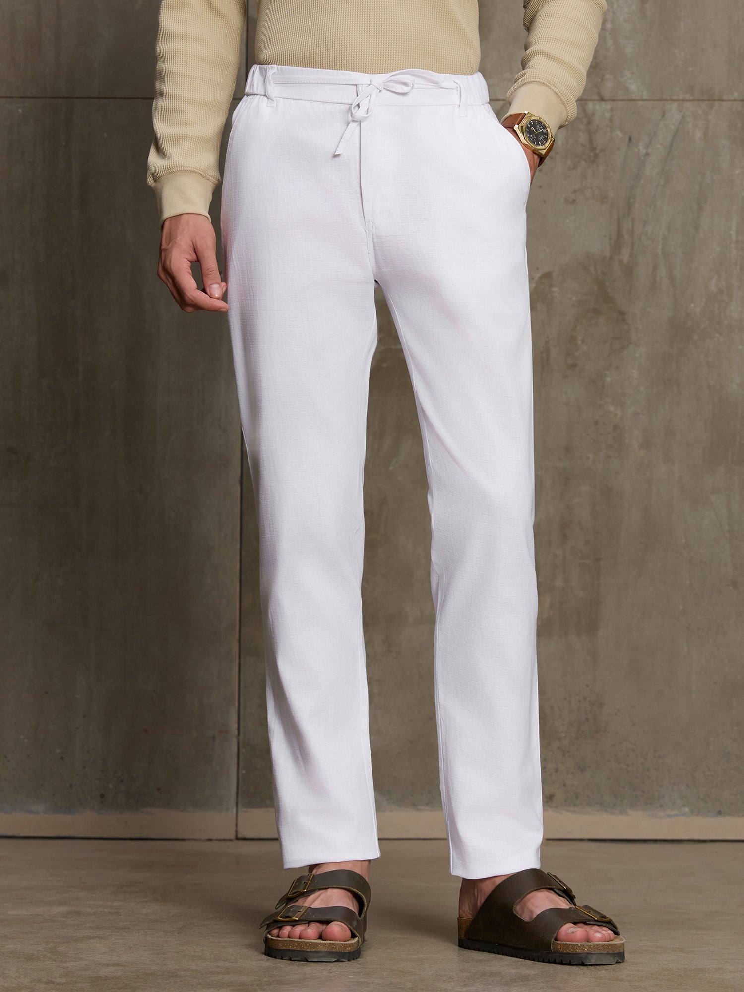 Men White Solid Regular Fit Casual Trousers