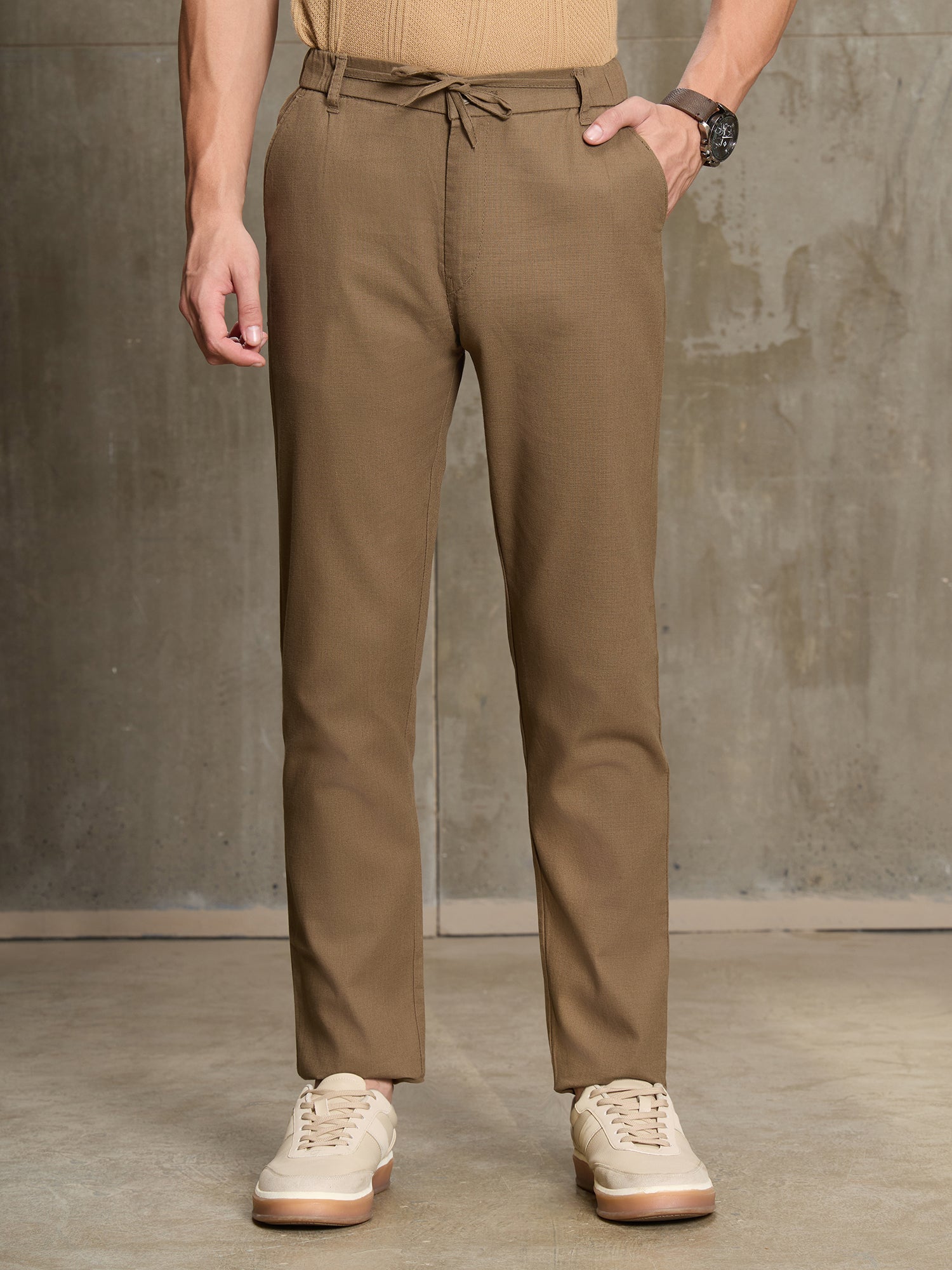 Men Brown Solid Slim Fit Casual Trousers