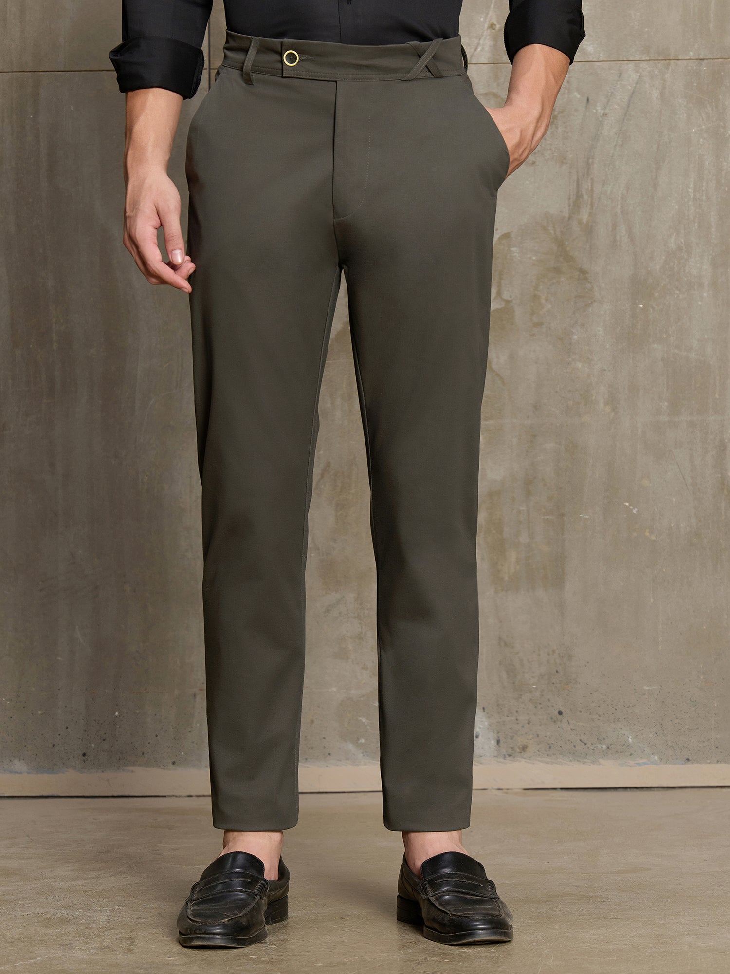 Men Olive Solid Slim Fit Formal Trousers