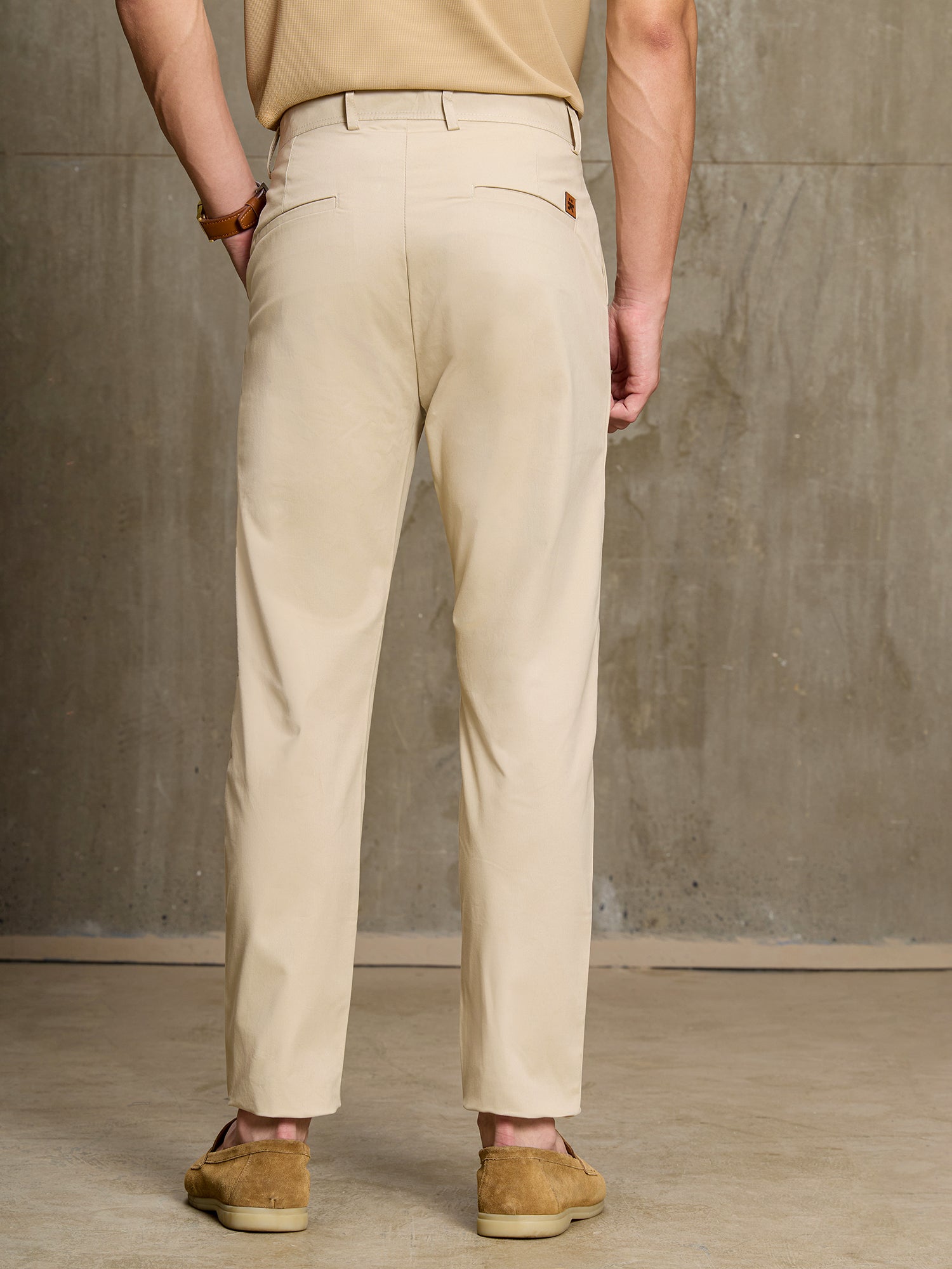Men Beige Solid Slim Fit Casual Trousers