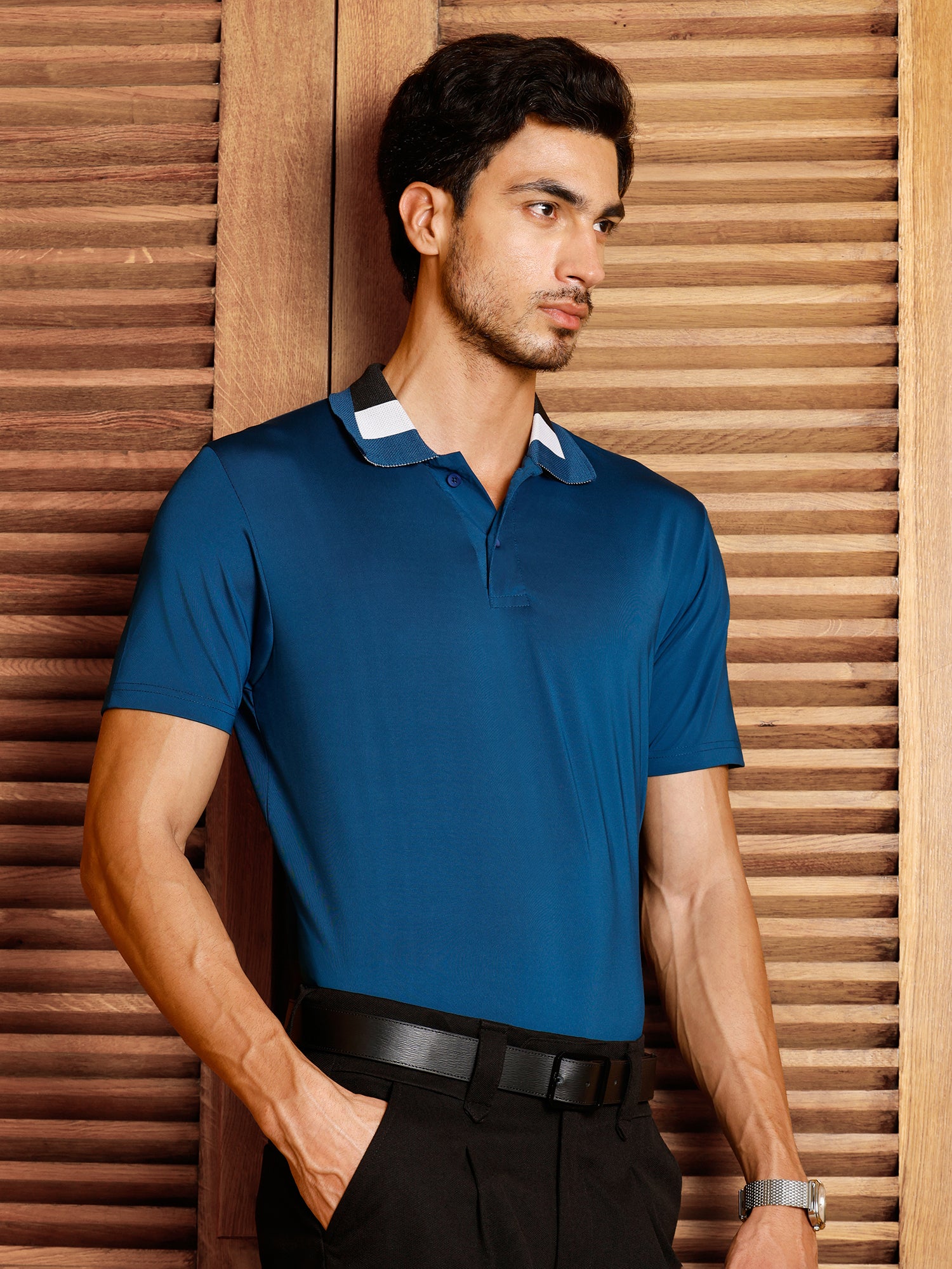 Men Blue Solid T-Shirt