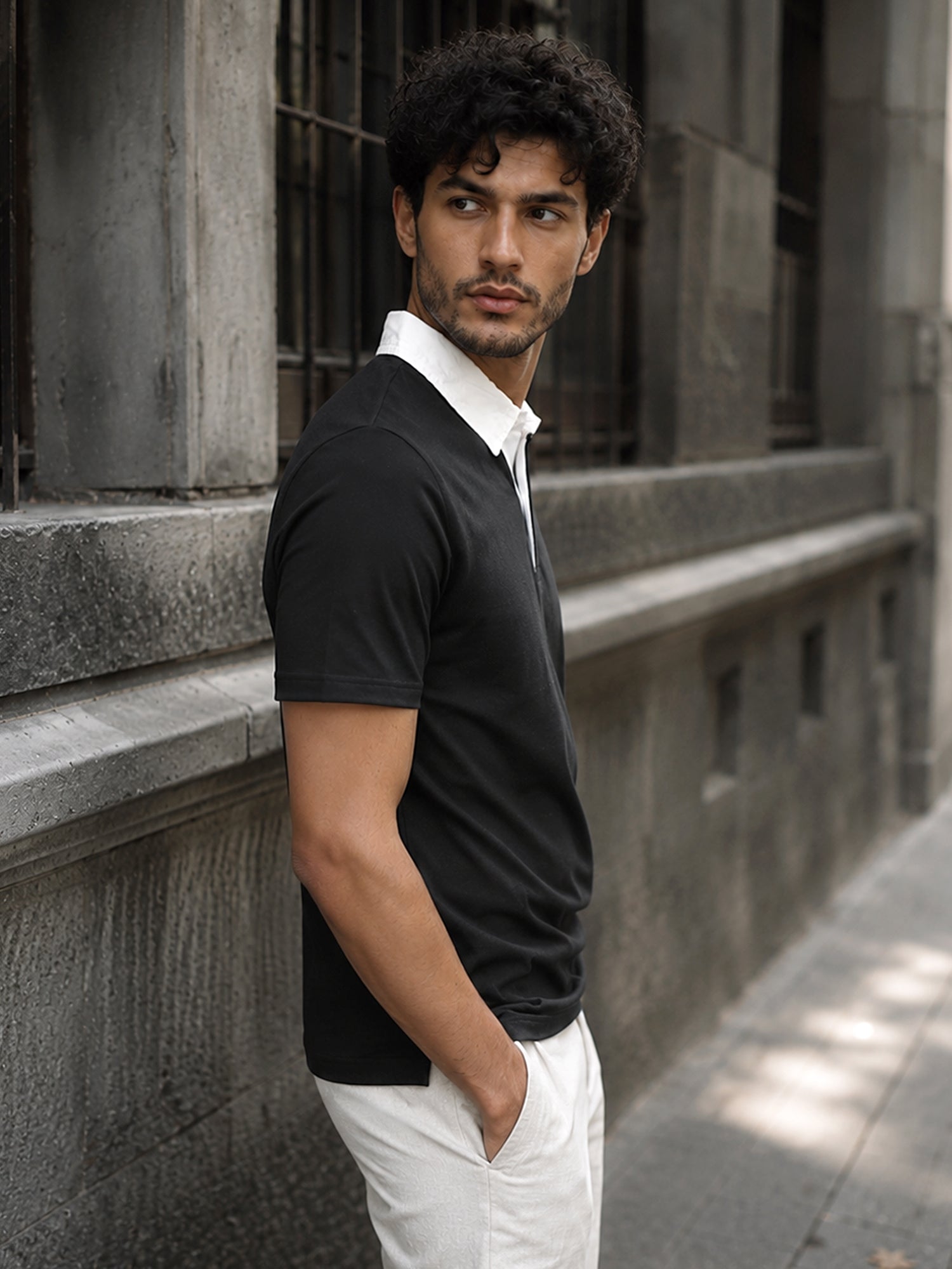 Men Black Solid T-Shirt