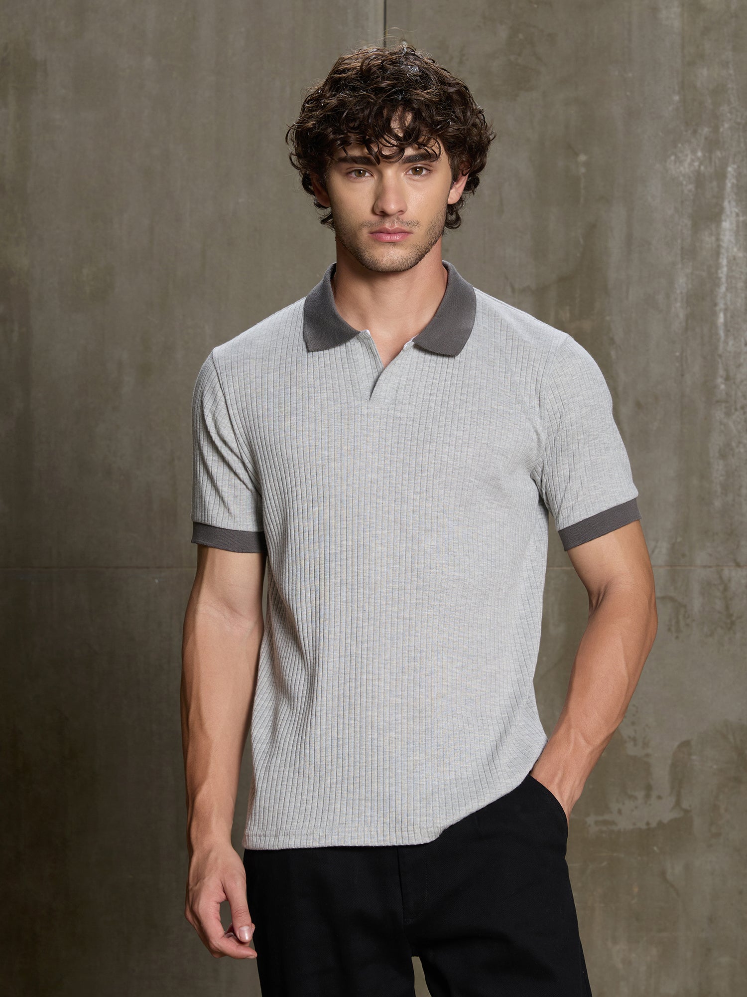 Men Light Grey Self-Design Slim Fit T-Shirt