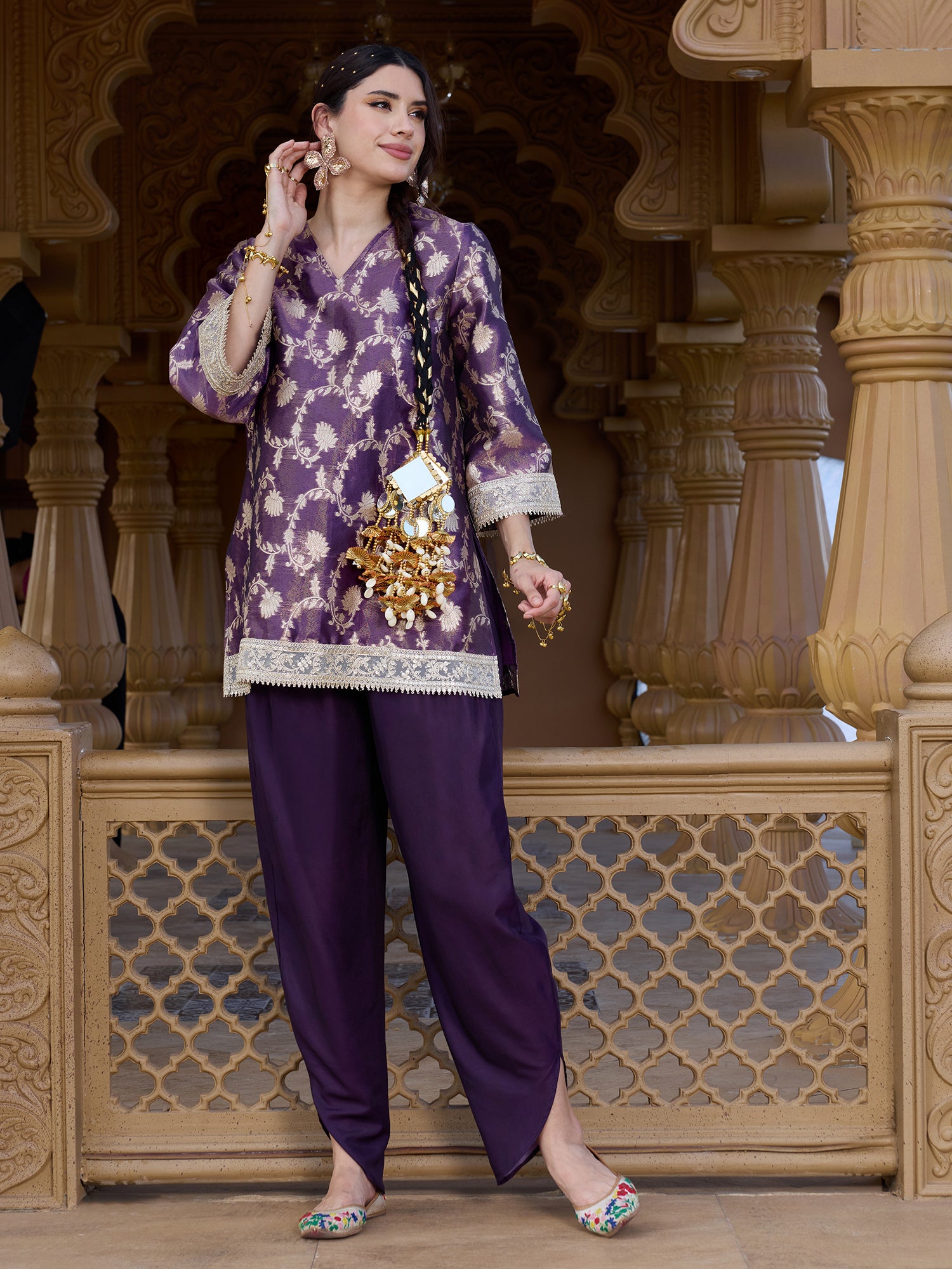 Women Purple Brocade Ethnic Motif Kurta with Salwar Set