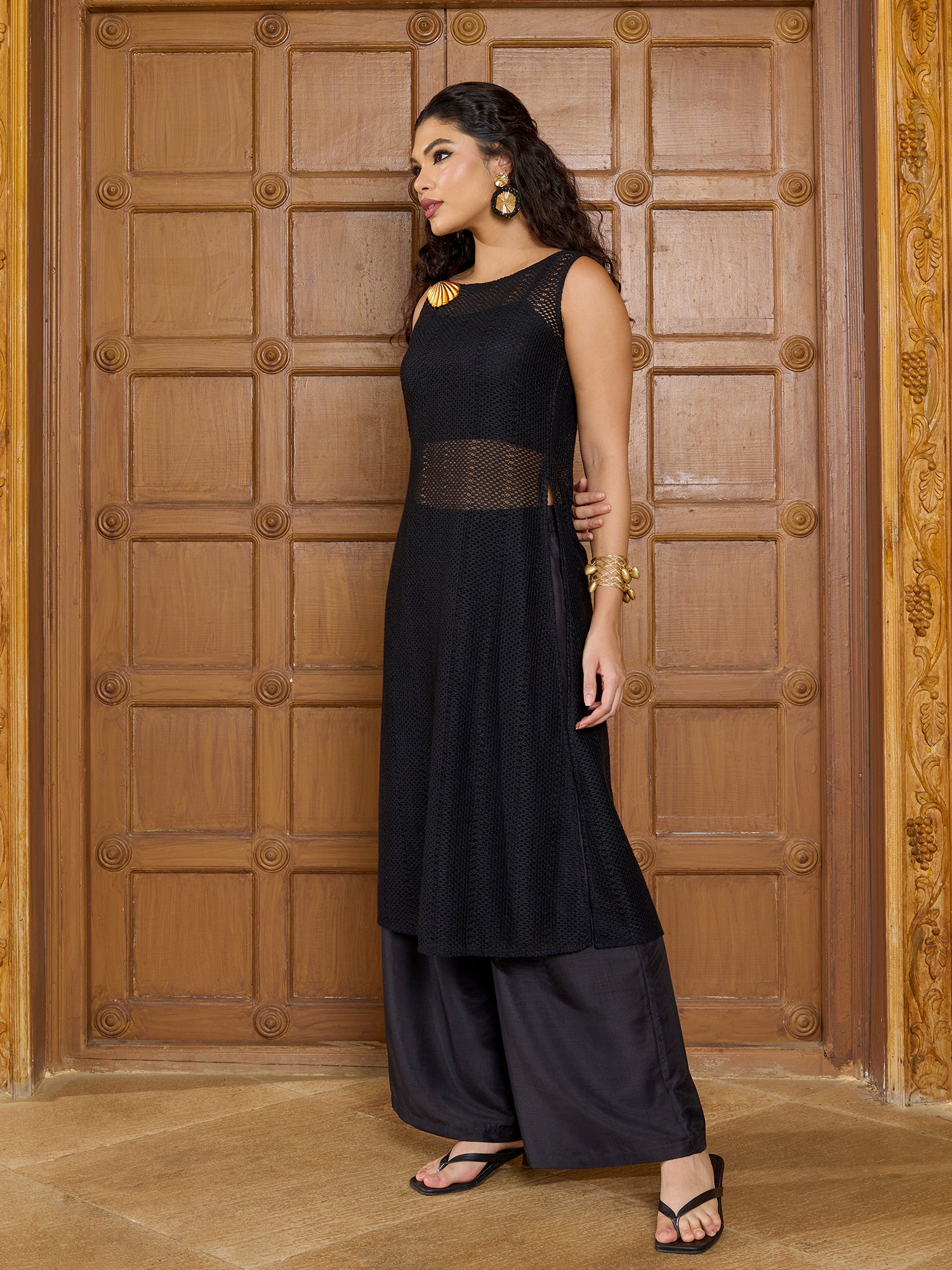Women Black Sleeveless A-Line Kurta with Palazzo & Inner Top Set