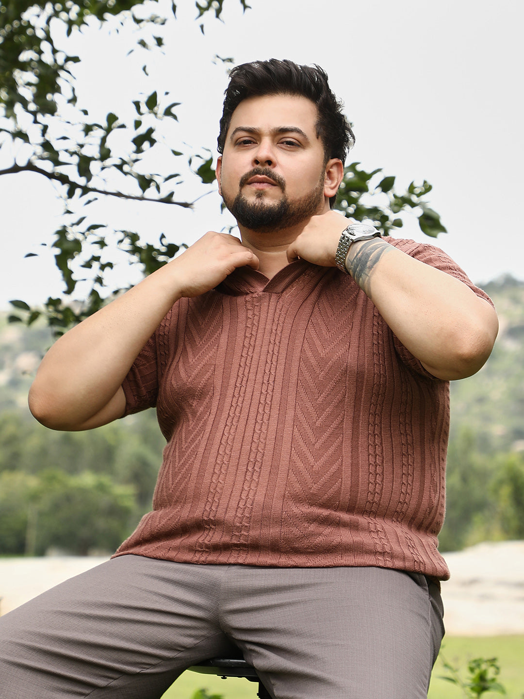 Men Jacquard Regular Fit Geometric T-Shirt
