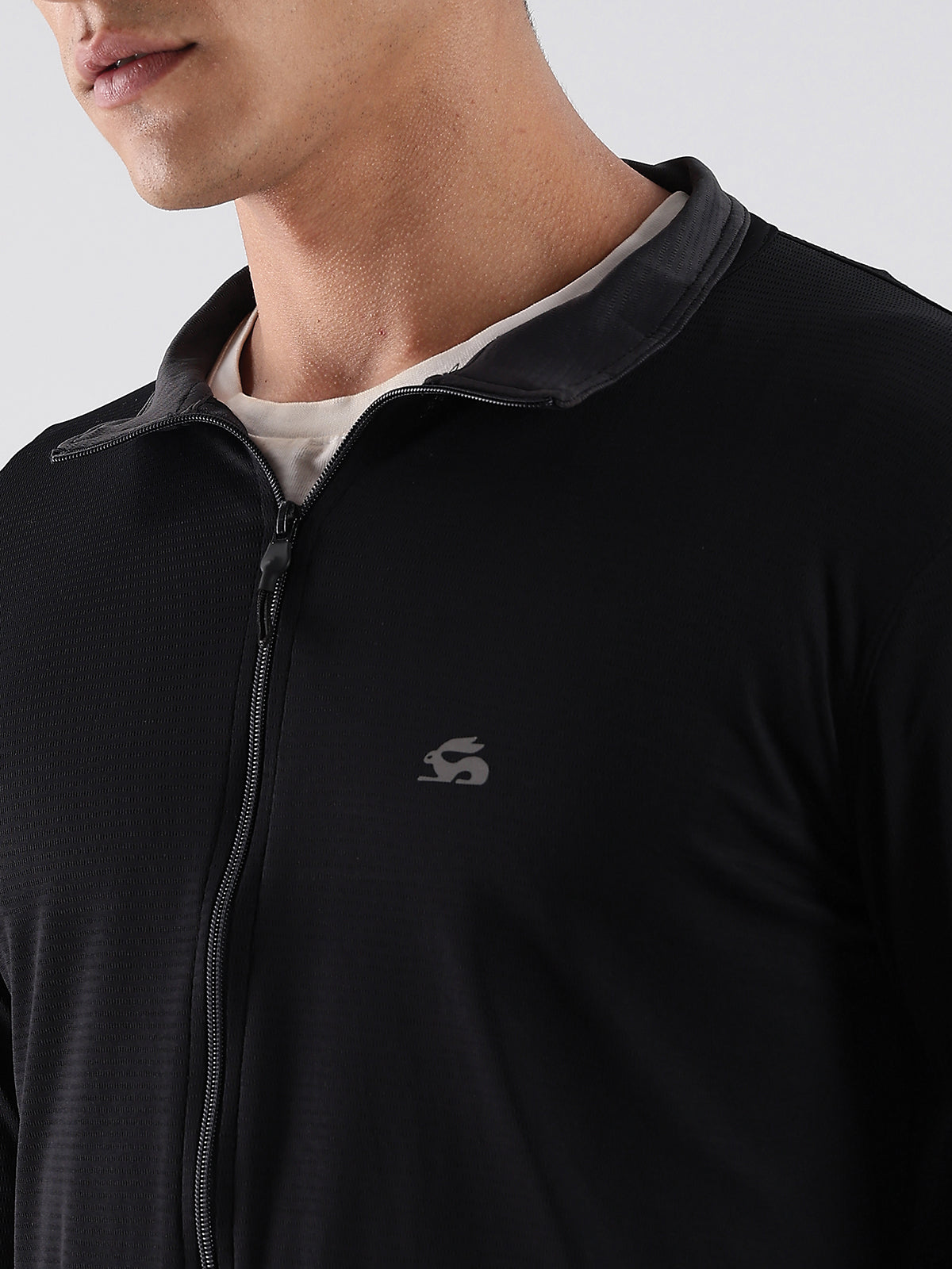 Men Black Sunscreen Jacket With UV Protection And Zipper