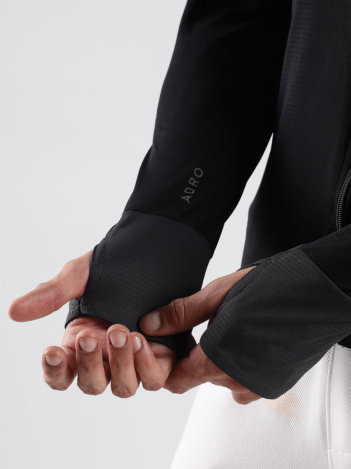 Men Black Sunscreen Jacket With UV Protection And Zipper