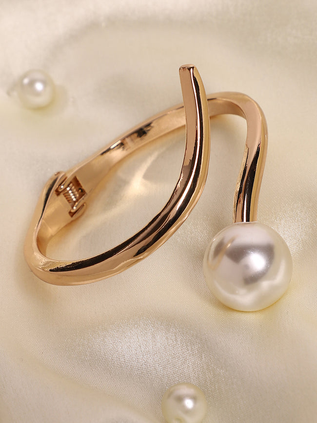 Women Gold Plated Designer Party Bracelet