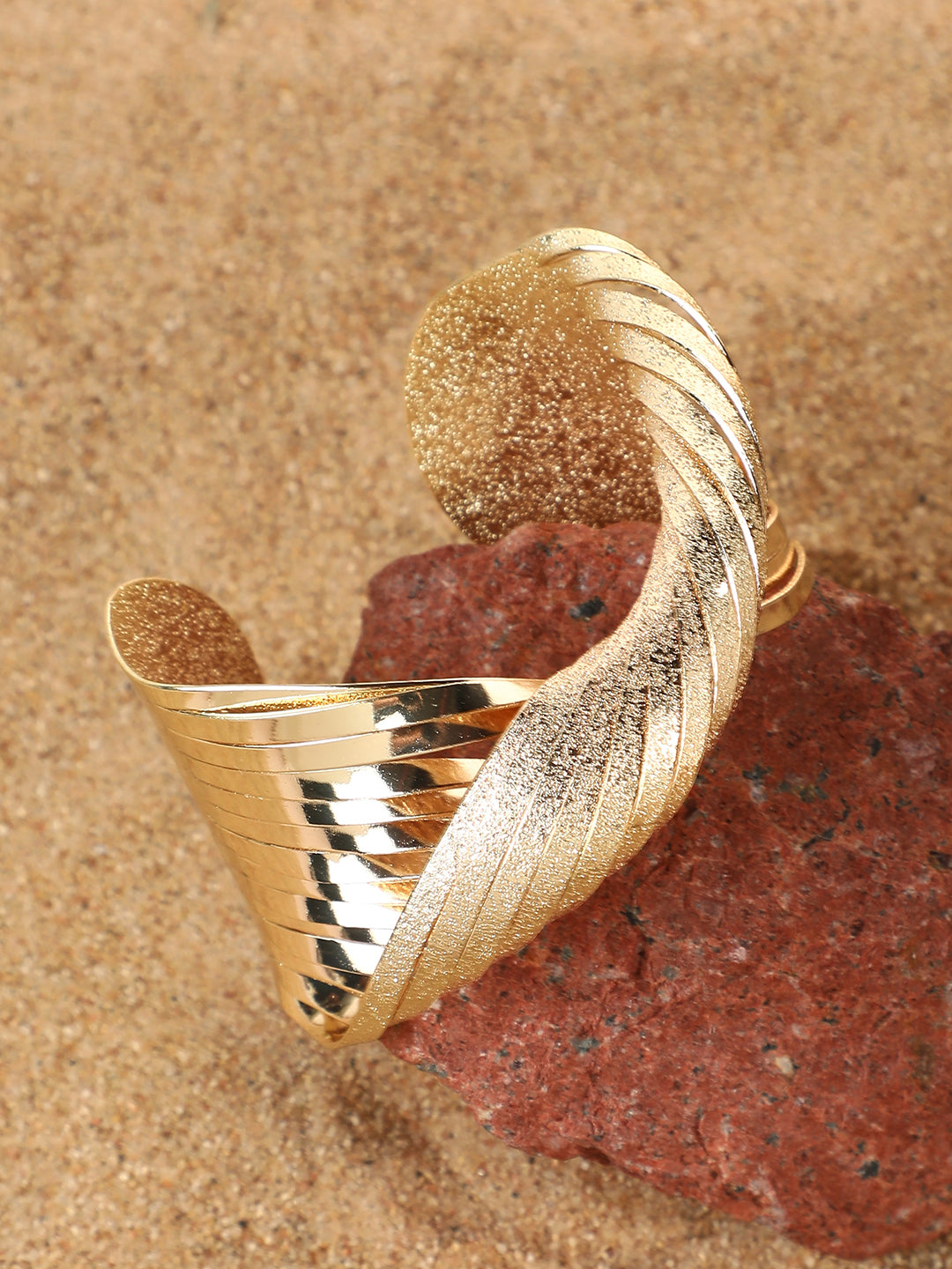 Women Gold Plated Designer Party Bracelet