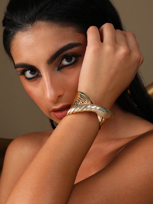 Women Gold Plated Designer Party Bracelet