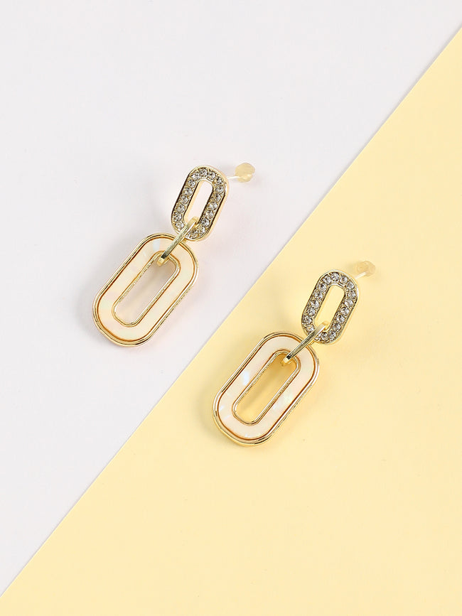 Women Gold Plated Pearls Casual Drop Earring
