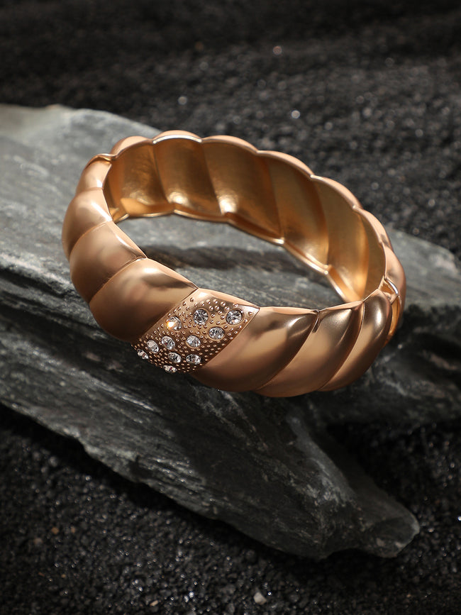 Women Bangle-Style Bracelet