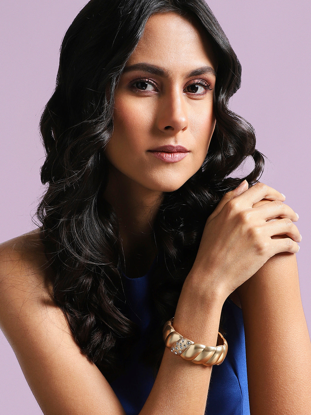 Women Bangle-Style Bracelet