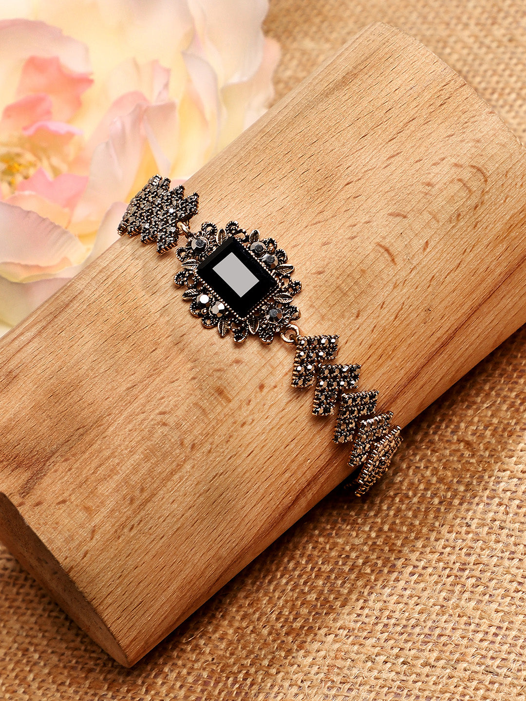 Women Maxi Crystal Bracelet
