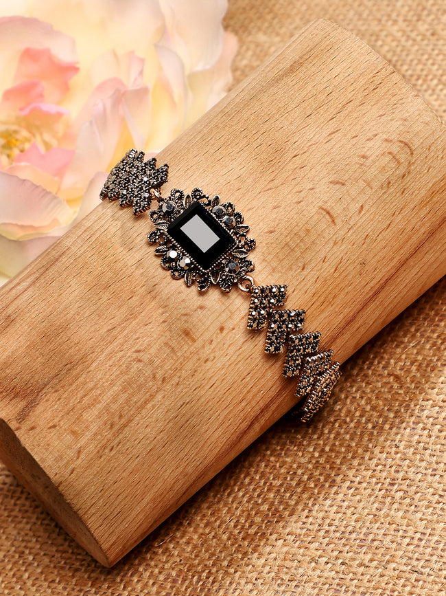 Women Maxi Crystal Bracelet