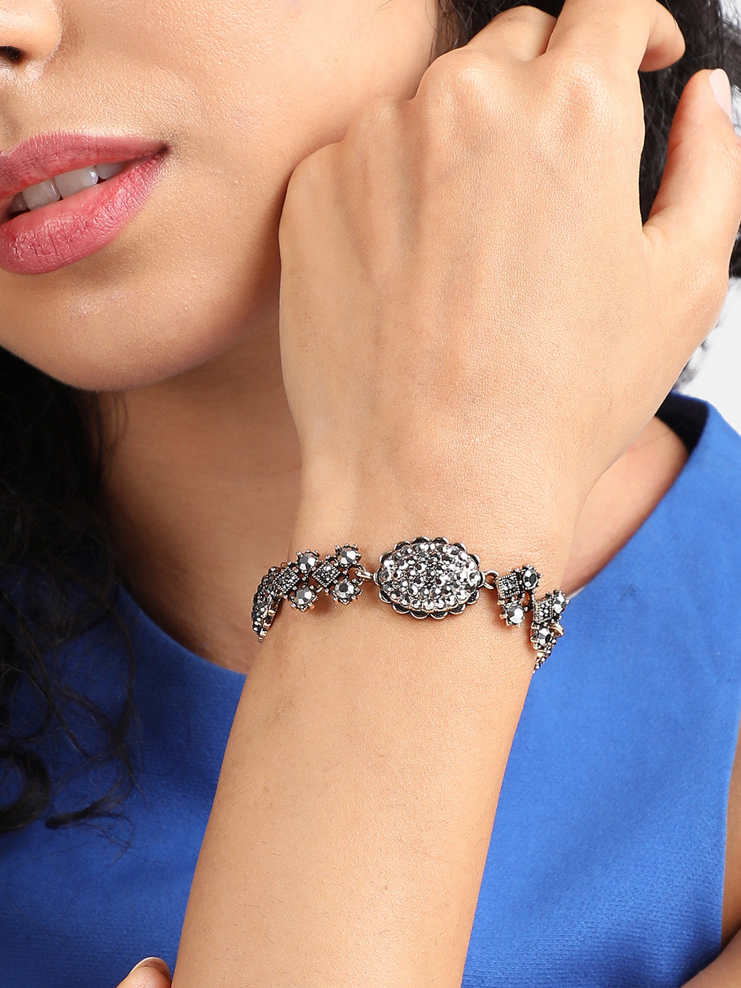 Women Oval Cluster Bracelet