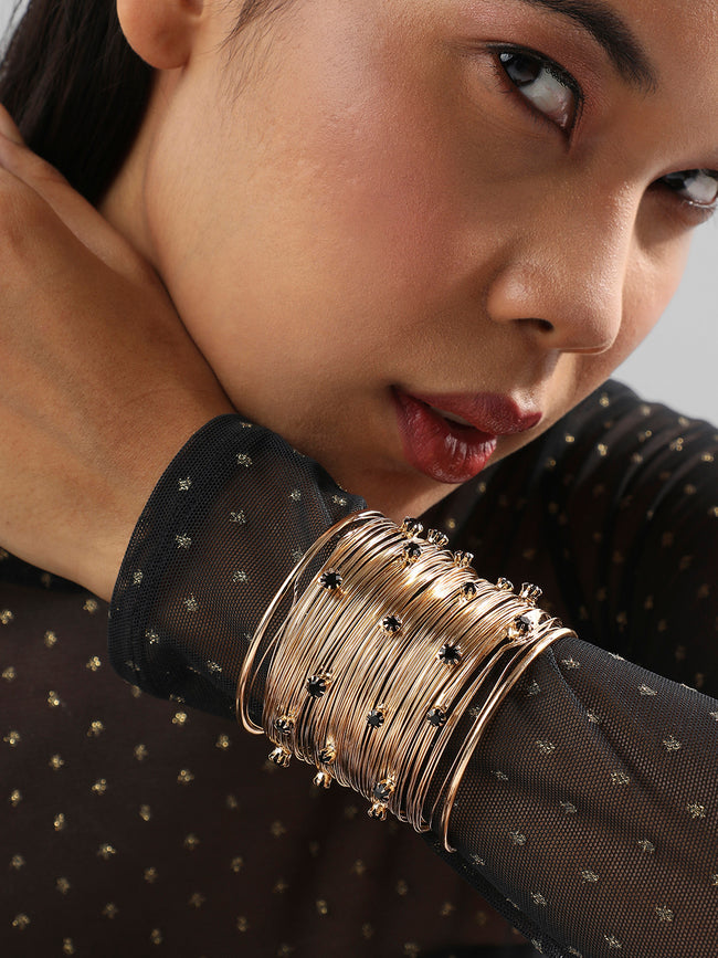 Women Ribbed Wire Statement Bracelet