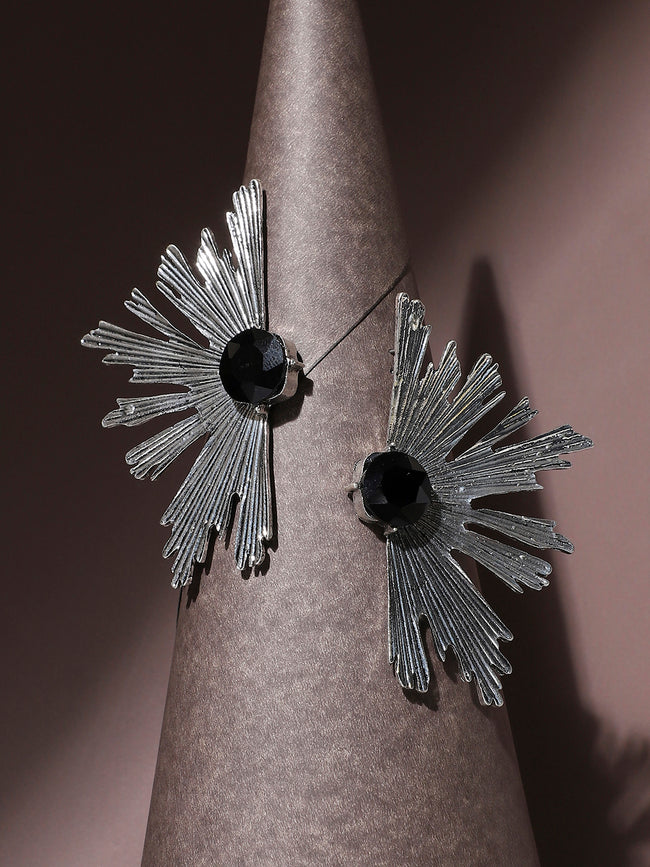 Women Silver-Plated Contemporary Studs Earrings