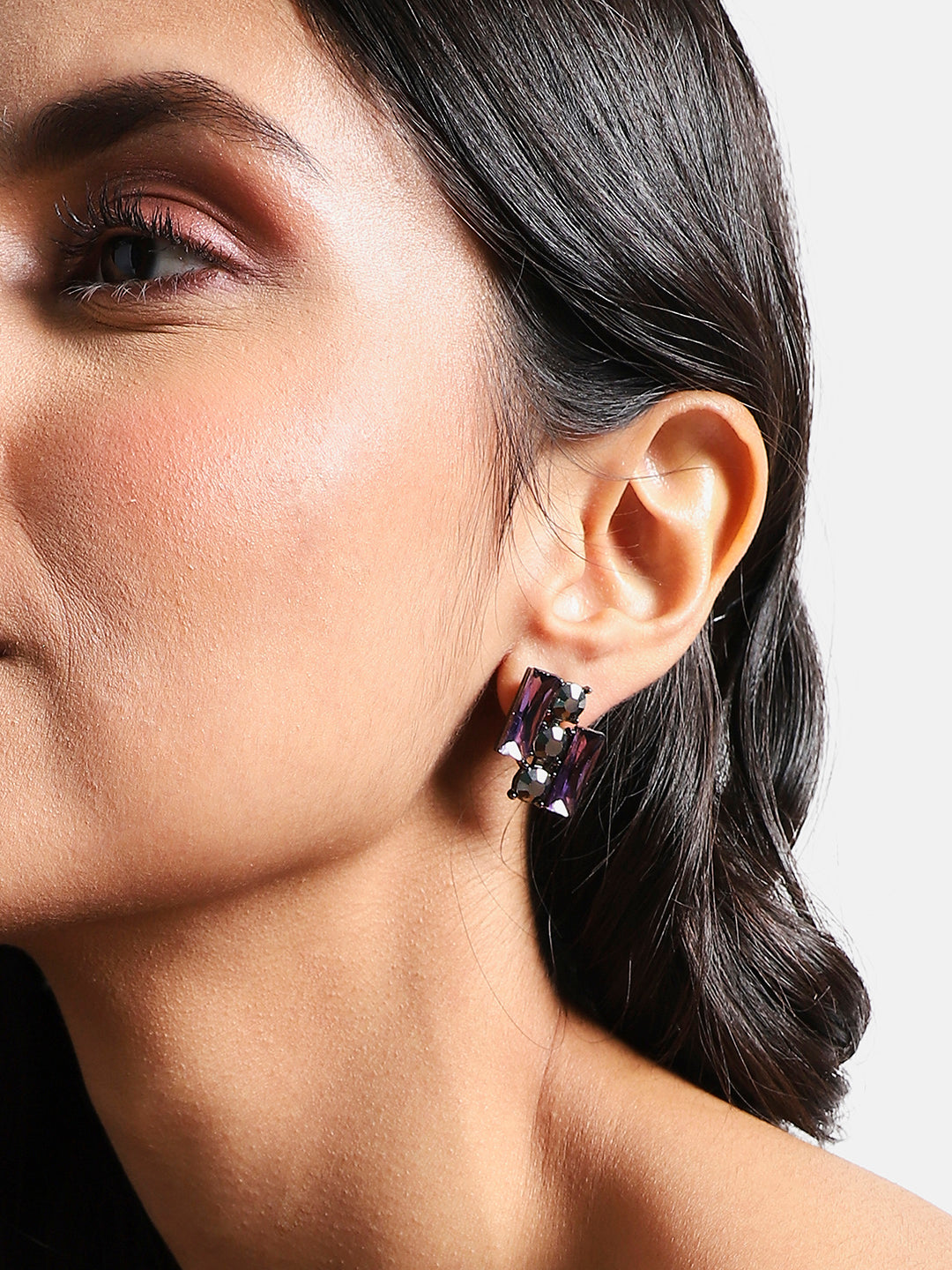 Women Silver Crystal Bar Stud Earringss