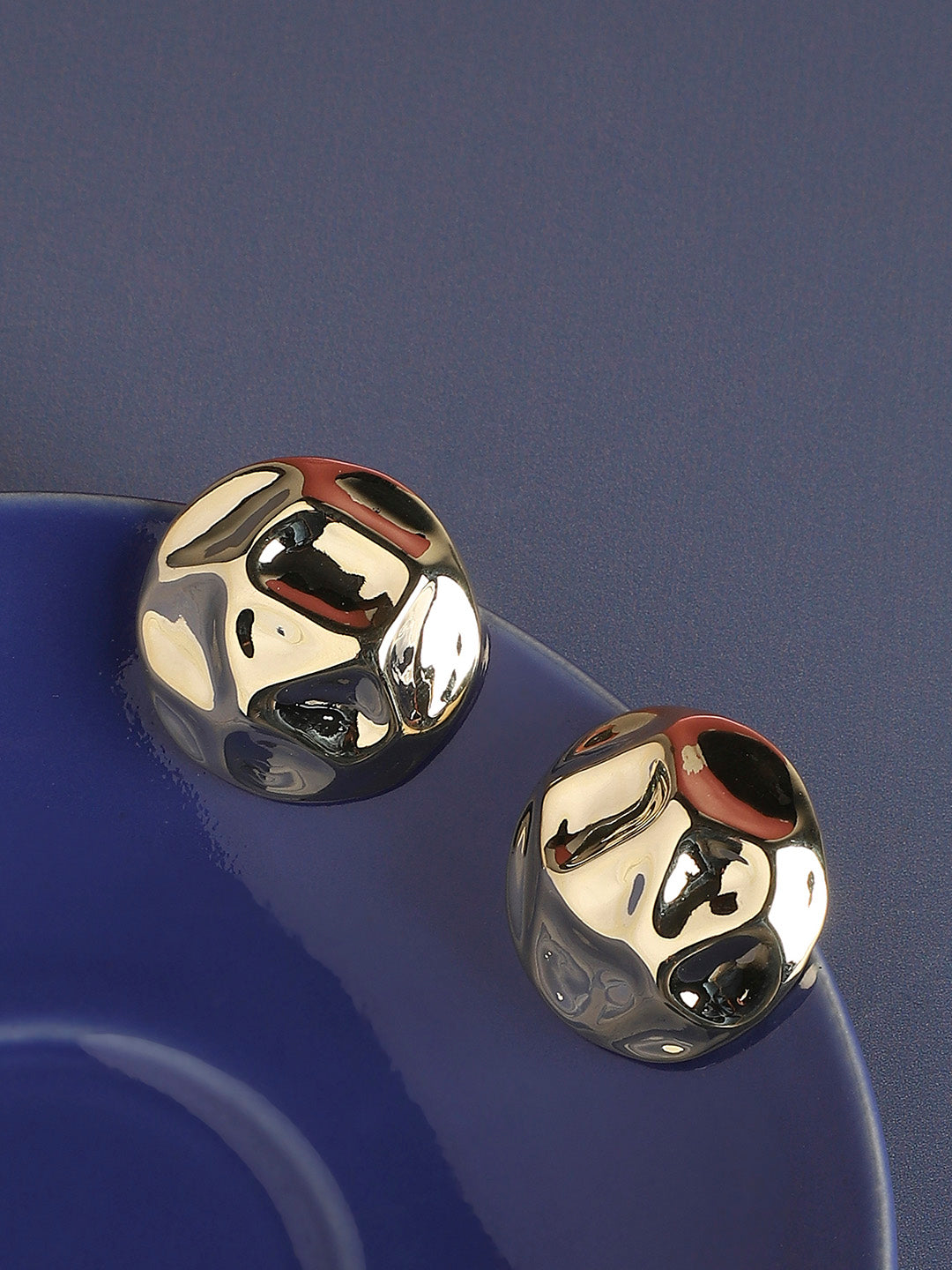 Women Textured Circular Stud Earrings