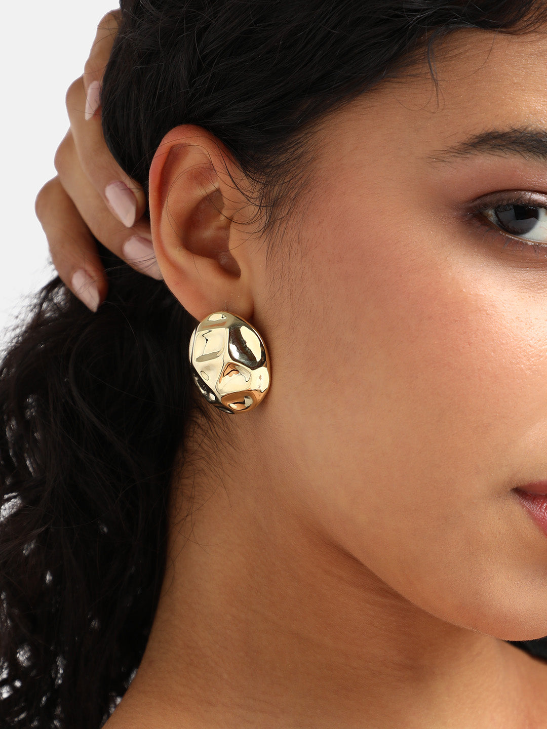Women Textured Circular Stud Earrings