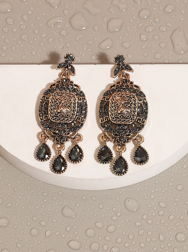 Women Antique Intricate Crystal Drop Earringss