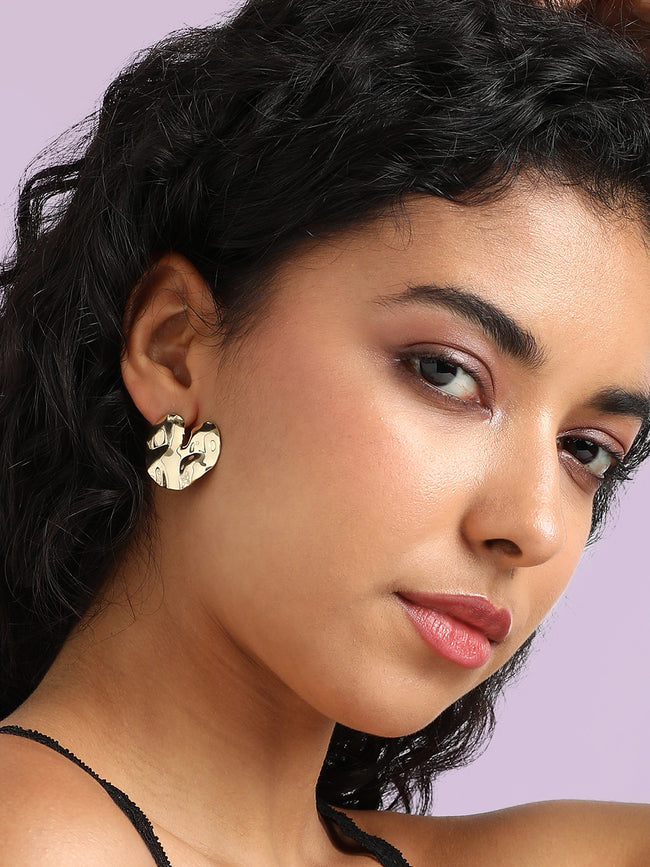 Women Textured Heart Stud Earrings