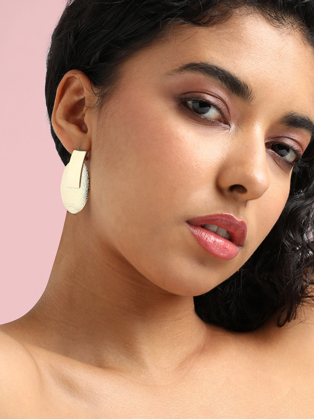 Women Dented Geometric Circular Drop Earrings