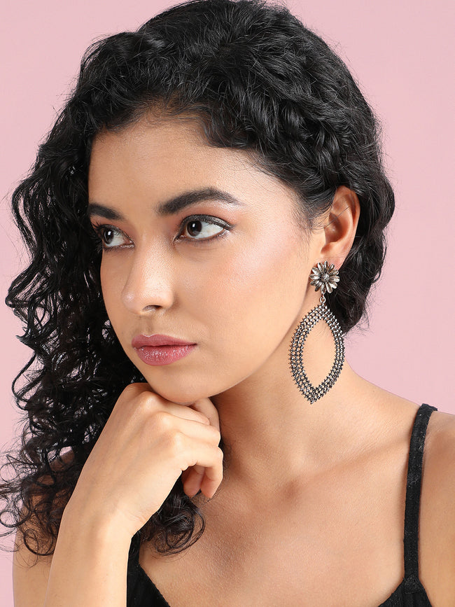Women Maxi Daisy Intricate Eye Drop Earrings