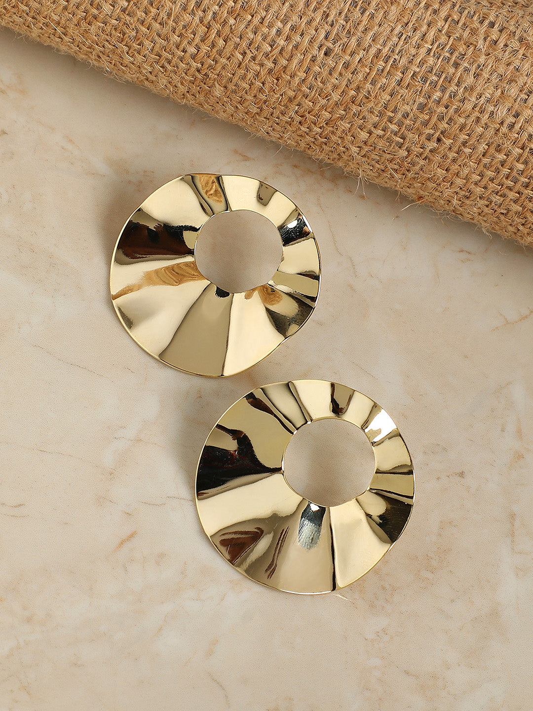 Women Minimal Swirl Circular Drop Earrings