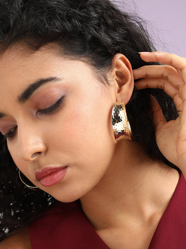Women Minimal Dented Hoop Earrings