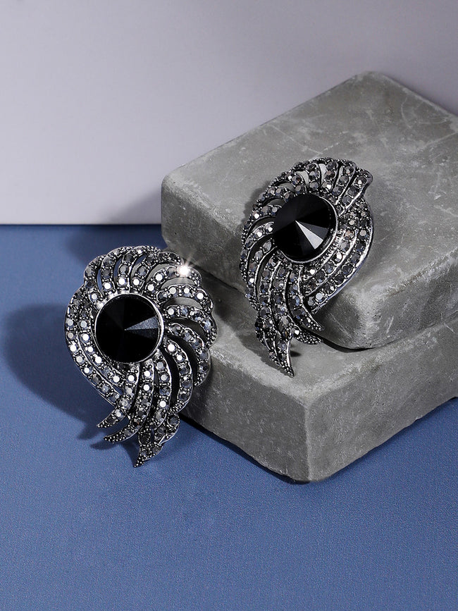 Women Contemporary Studs Earrings