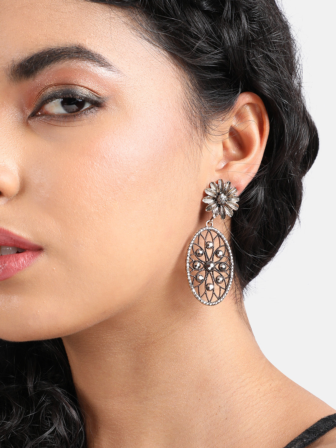 Women Intricate Daisy Oval Drop Earrings