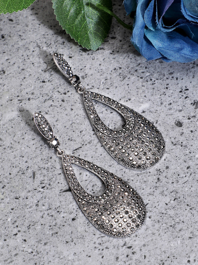 Women Metallic Teardrop Halo Drop Earringss