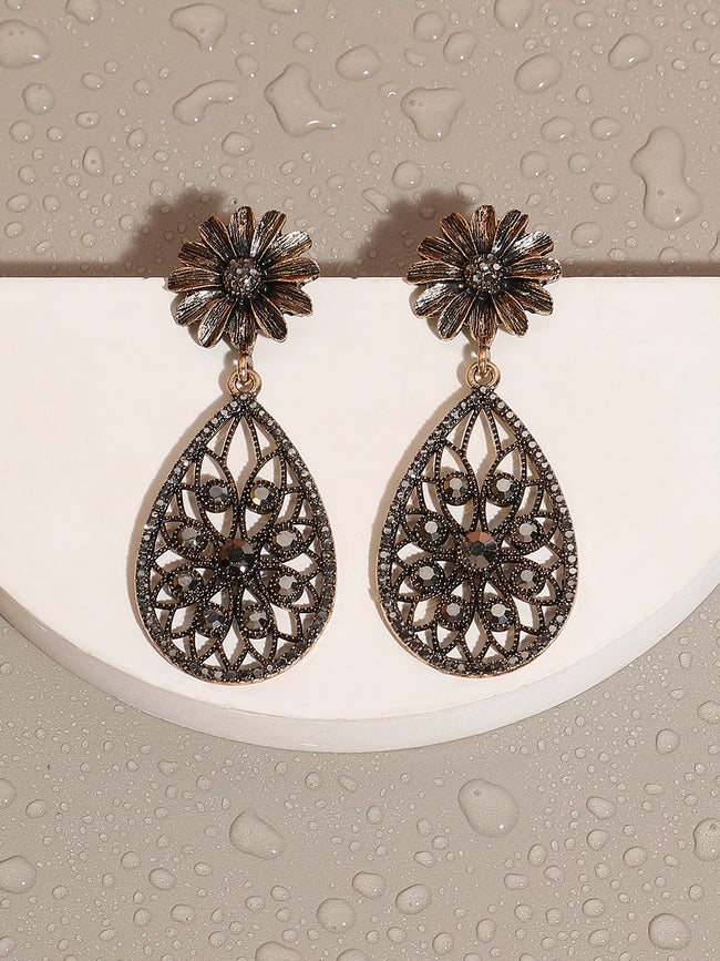 Women Intricate Daisy Teardrop Drop Earrings