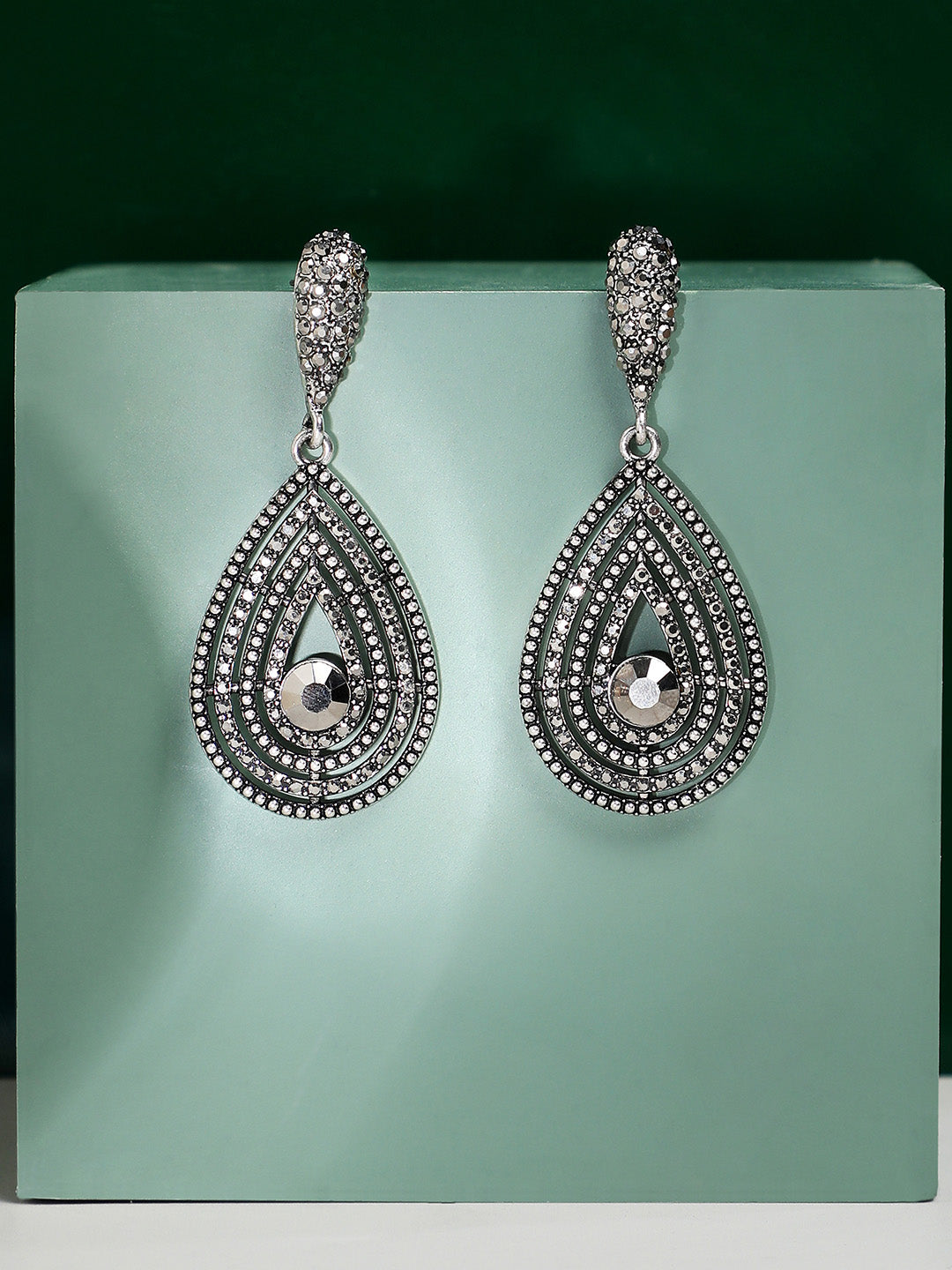 Women Crystal Lined Teardrop Drop Earrings