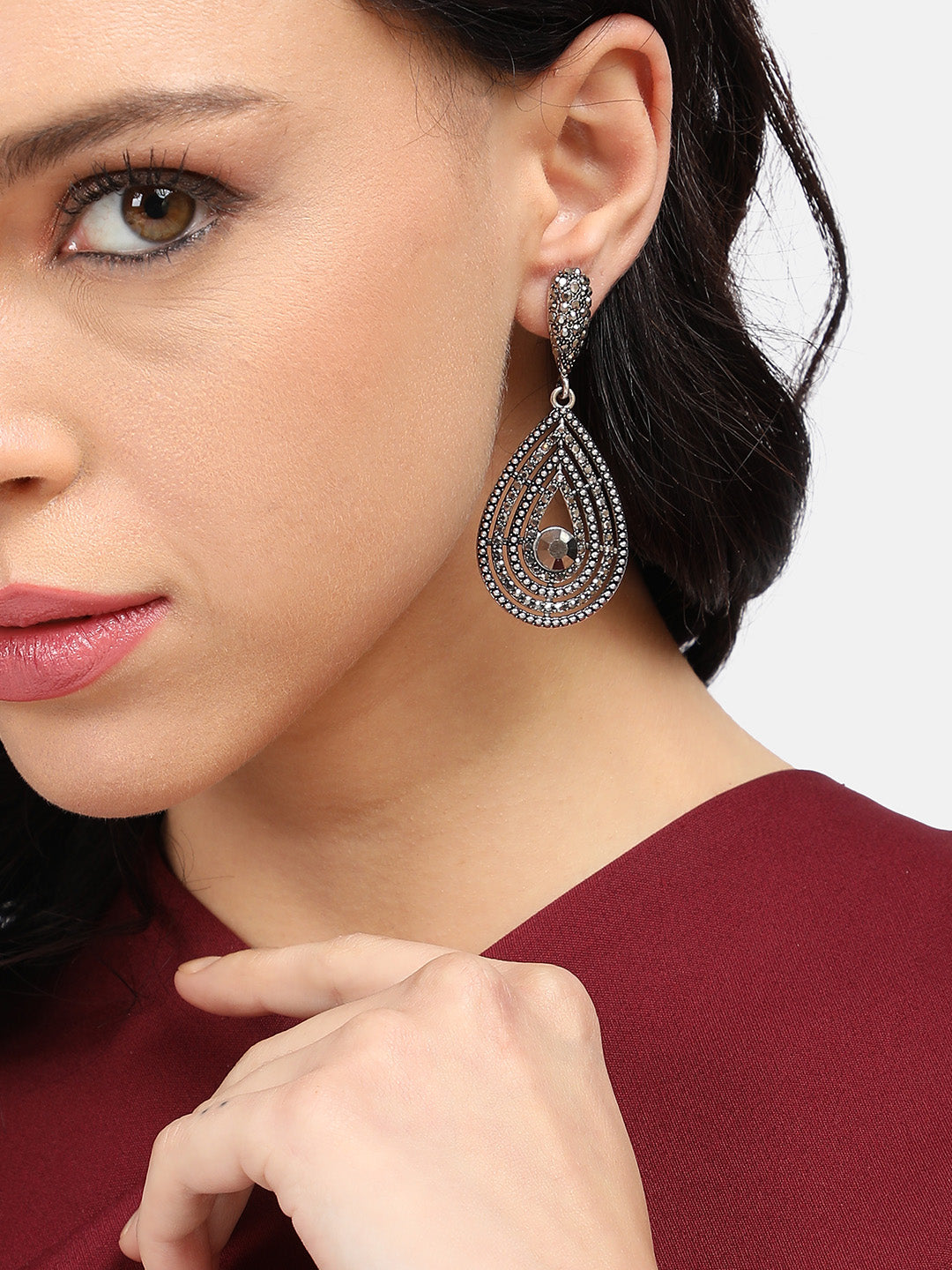 Women Crystal Lined Teardrop Drop Earrings