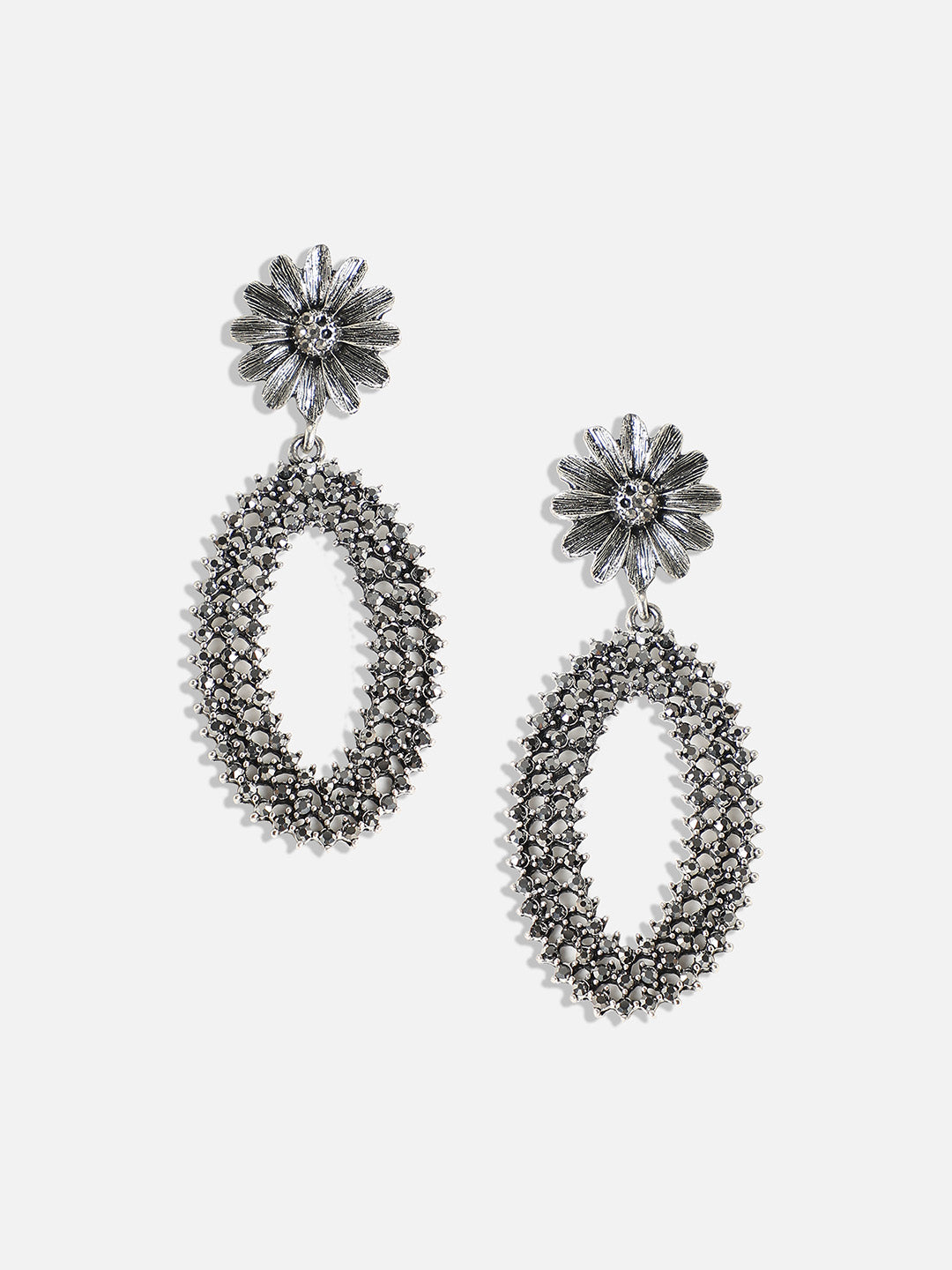 Women Oval Intricate Daisy Drop Earringss