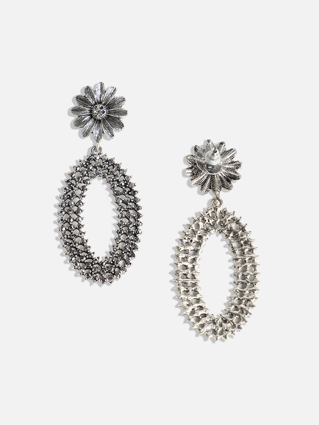 Women Oval Intricate Daisy Drop Earringss