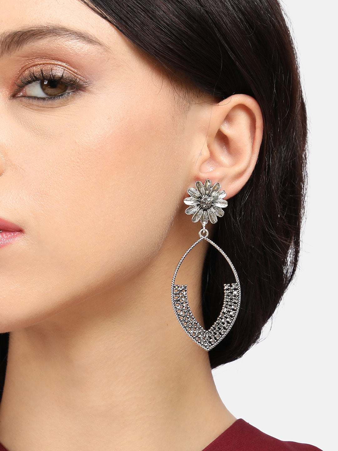 Women Crystal Eye Daisy Drop Earrings