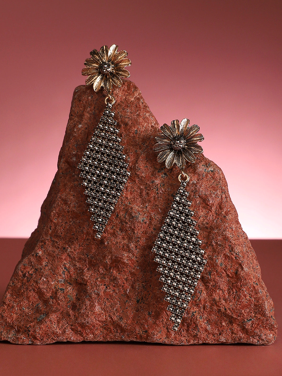 Women Intricate Rhombus Daisy Drop Earrings