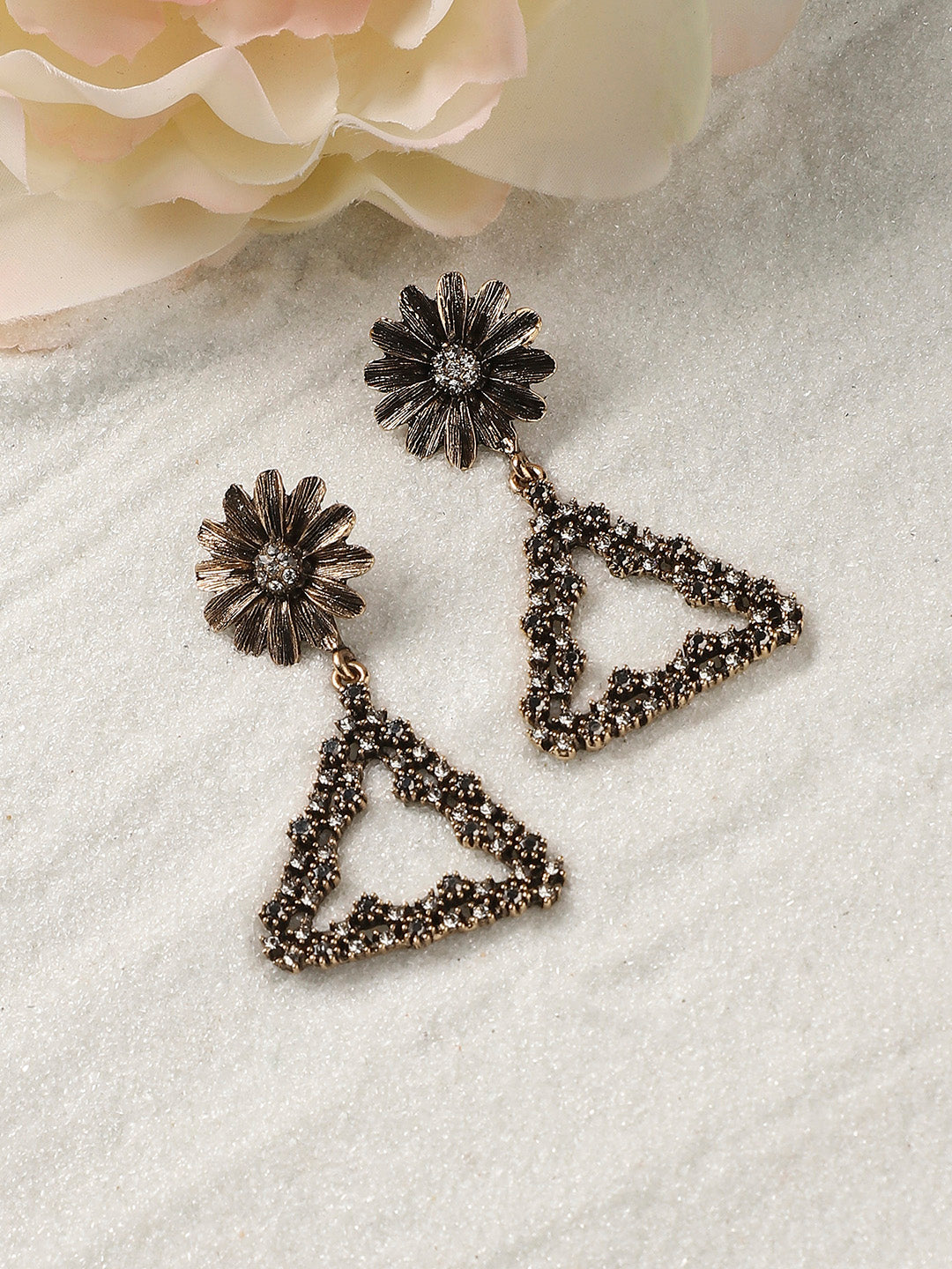 Women Intricate Daisy Triangle Drop Earringss