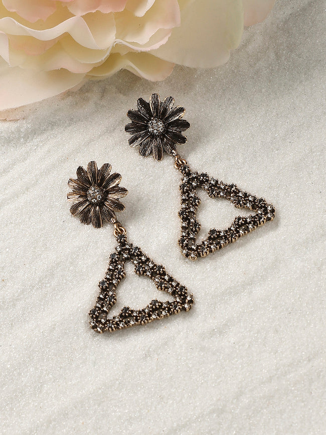 Women Intricate Daisy Triangle Drop Earringss