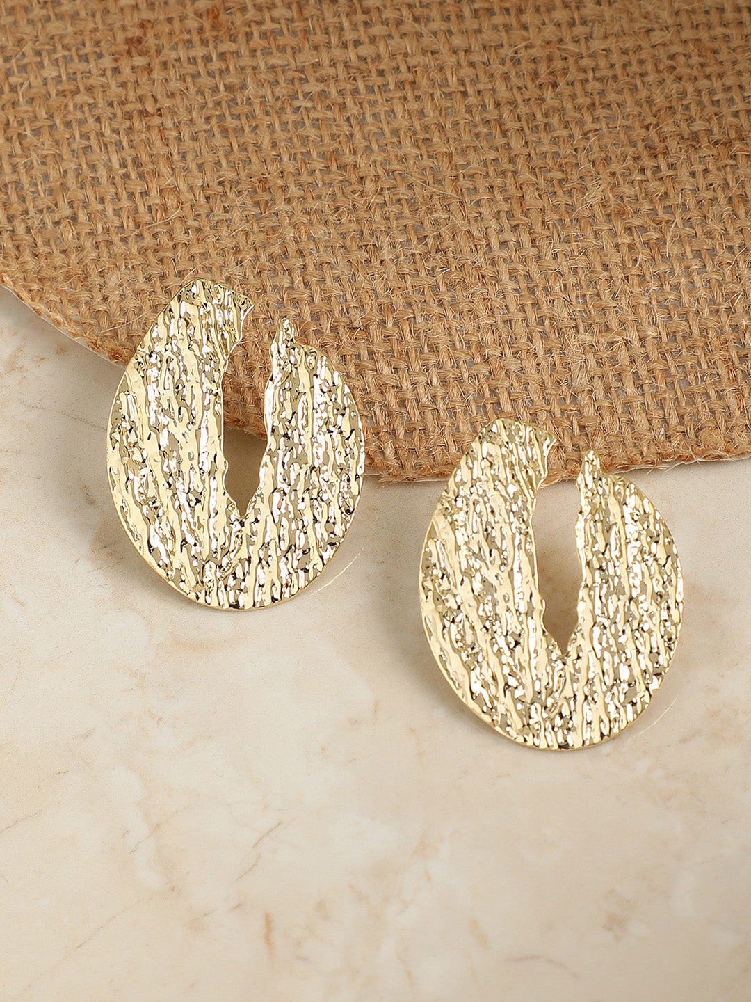 Women Dented Circular Stud Earrings