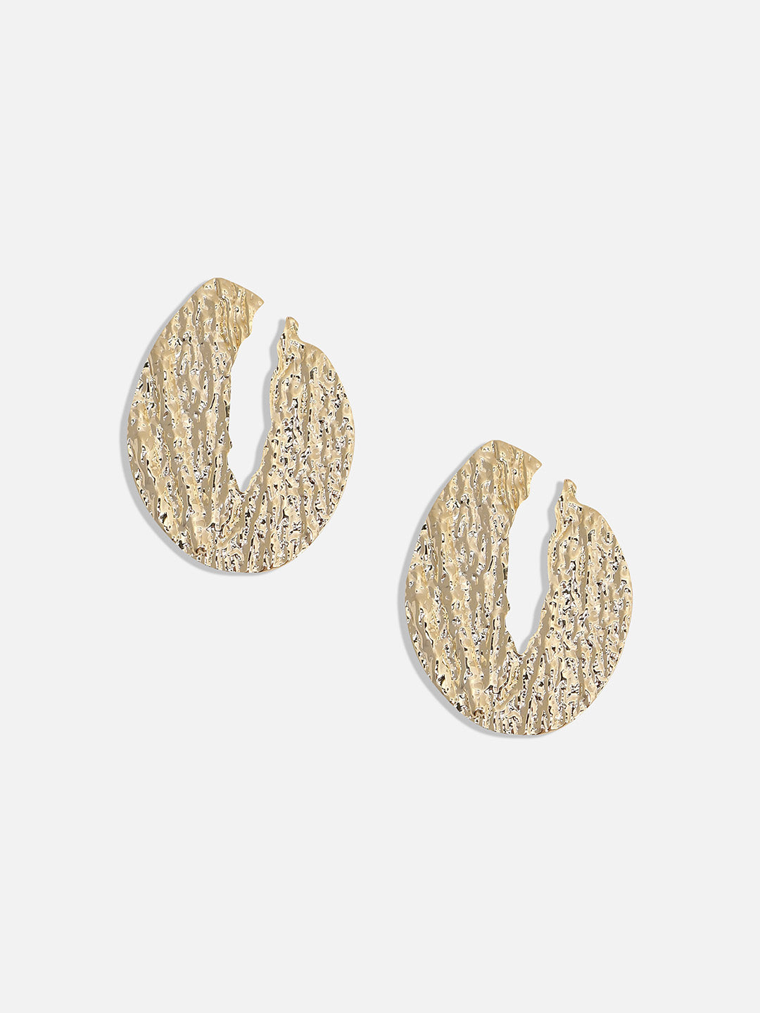 Women Dented Circular Stud Earrings