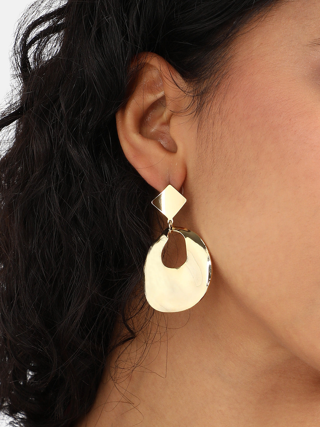 Women Textured Teardrop Drop Earrings